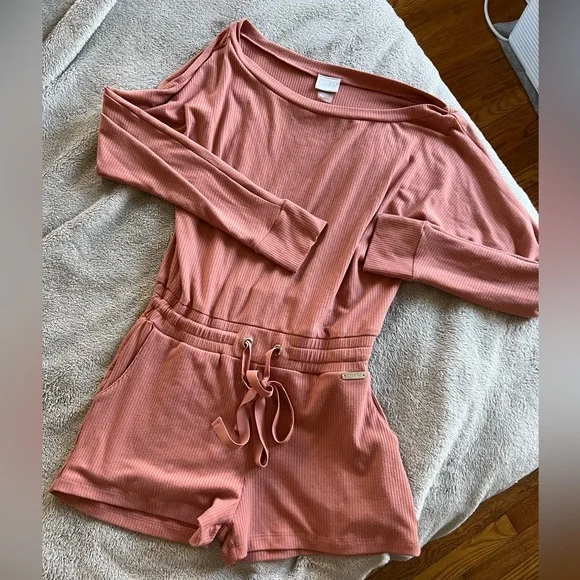 Bombshell Sportswear Coral Pink Lounge Long Sleeve Romper Medium - Picture 3 of 5